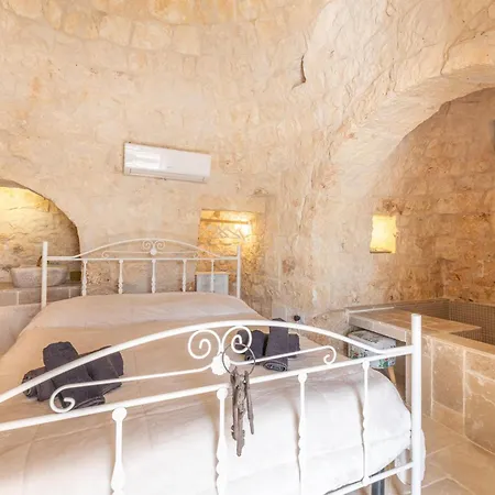 Trullo Grecale *