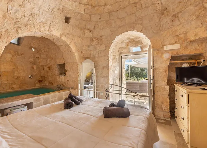 Trullo Grecale Ostuni